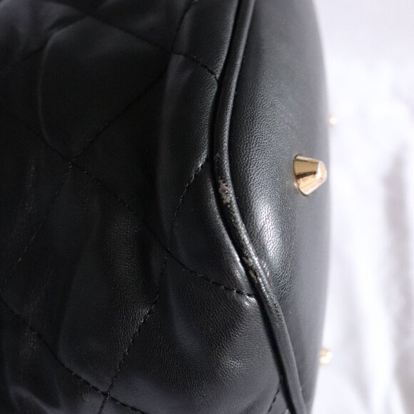 Deux Lux Women's Black Quilted Casual Zipper Lined Hand Cross Body Pocket Bag - Picture 8 of 16